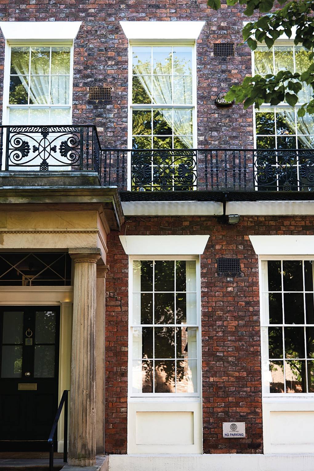 Liverpool Hotels Bars Restaurants And Things To Do Cn Traveller