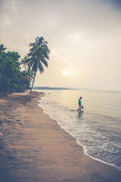 Manglito-beach-near-baracoa-cuba-conde-n