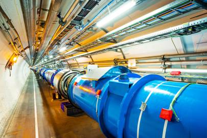 5. ГОЛЯМ HADRON COLLIDER, Швейцария
