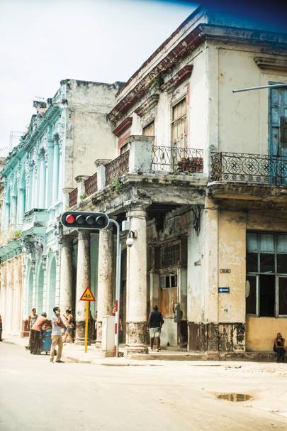 street-in-havana-cuba-conde-nast-travell