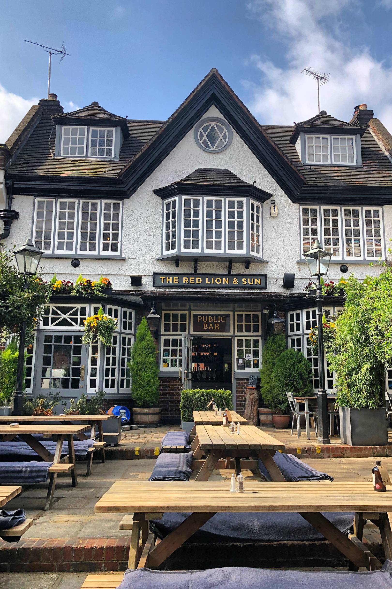 Highgate, London the insider's guide CN