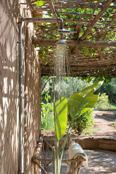 Outdoor shower at Dar Ahlam Hotel in Ouarzazate, Morocco