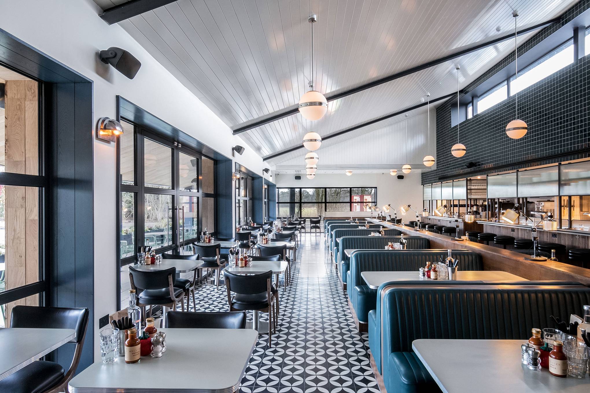 Mollie's Motel and Diner review first in CN Traveller