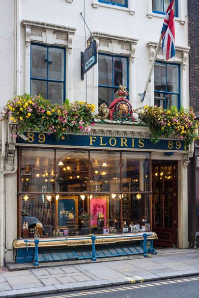 Beautiful vintage shop fronts London | CN Traveller