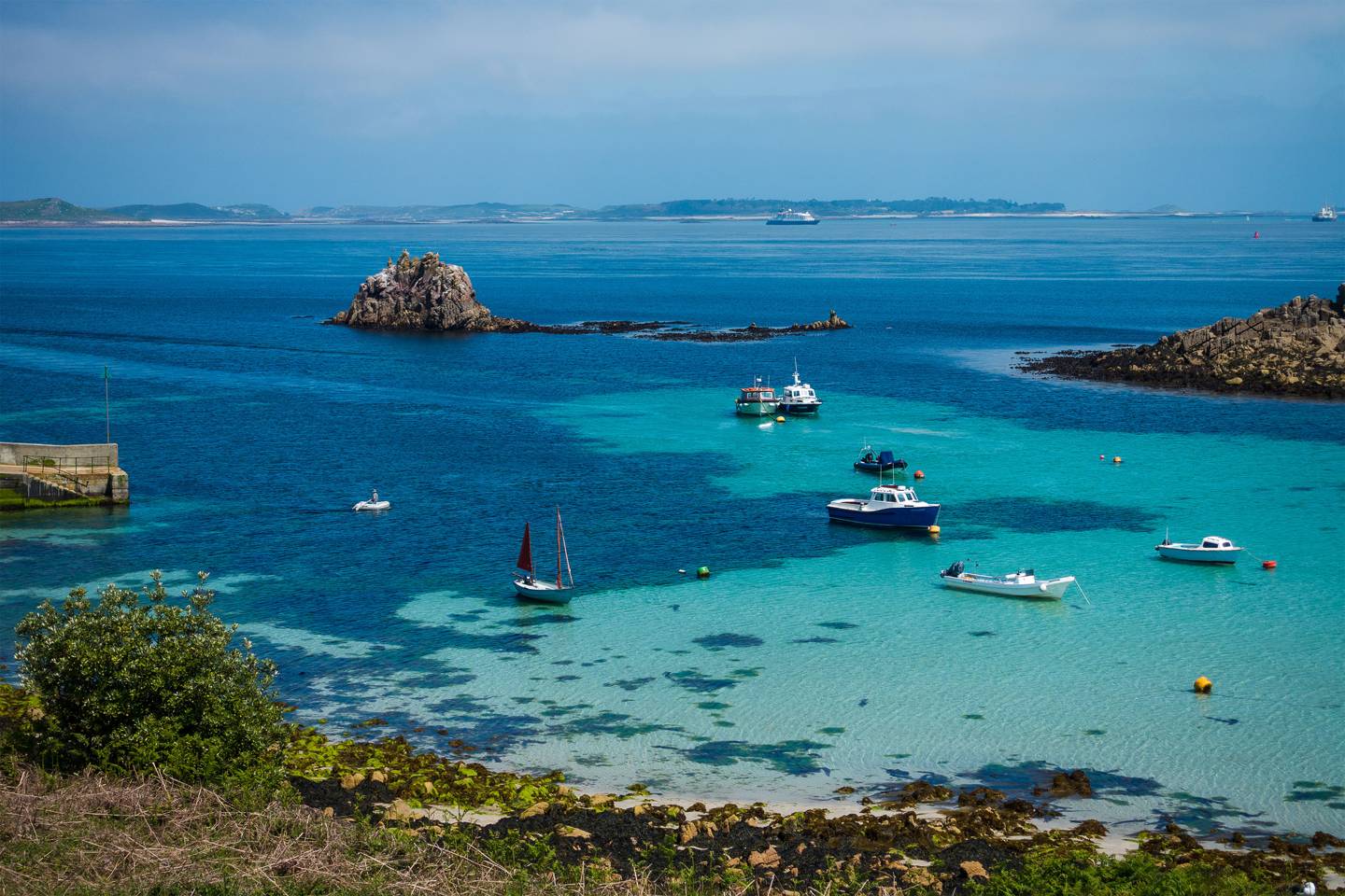 travel between scilly islands