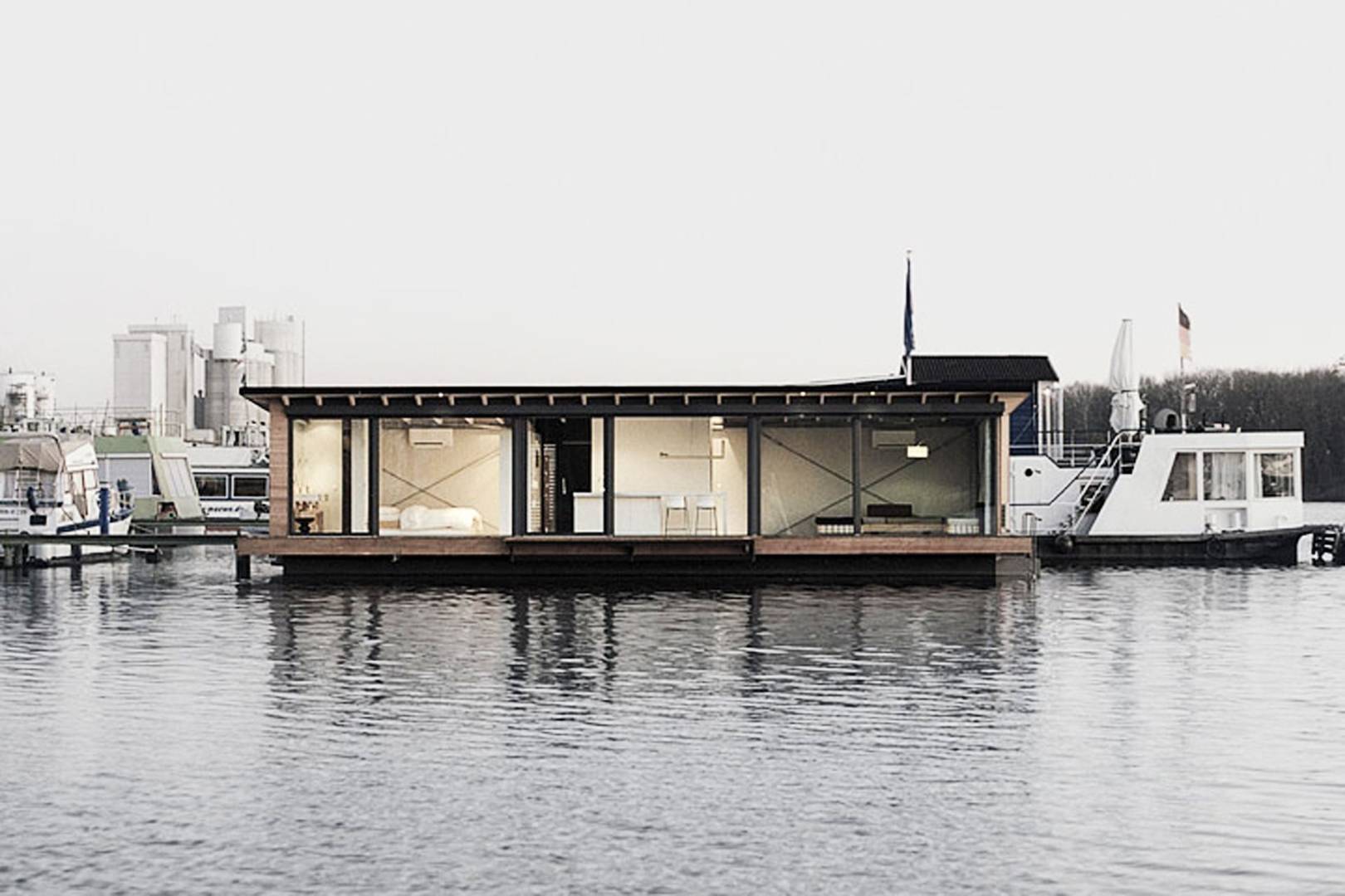 Best Places To Stay In Berlin Houseboats To Rent In Friedrichshain Kreuzberg Cn Traveller